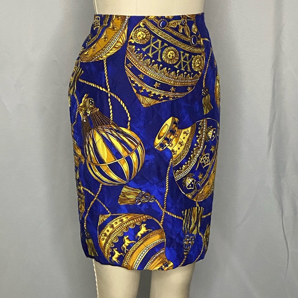 Adrienne Vittadine ornamental quilted pencil skirt